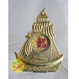 Đồng hồ cách tân thuyền buồm bằng đồng