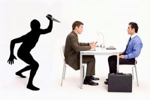 Tháng CÔ HỒN 4 con giáp này dễ gặp chuyện xui xẻo