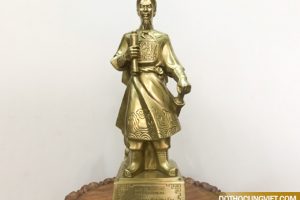 Hướng dẫn đặt tượng Trần Hưng Đạo trấn trạch đúng phong thủy