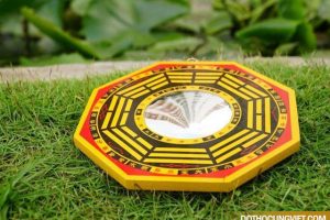 Hiểu đúng về gương bát quái trong phong thủy