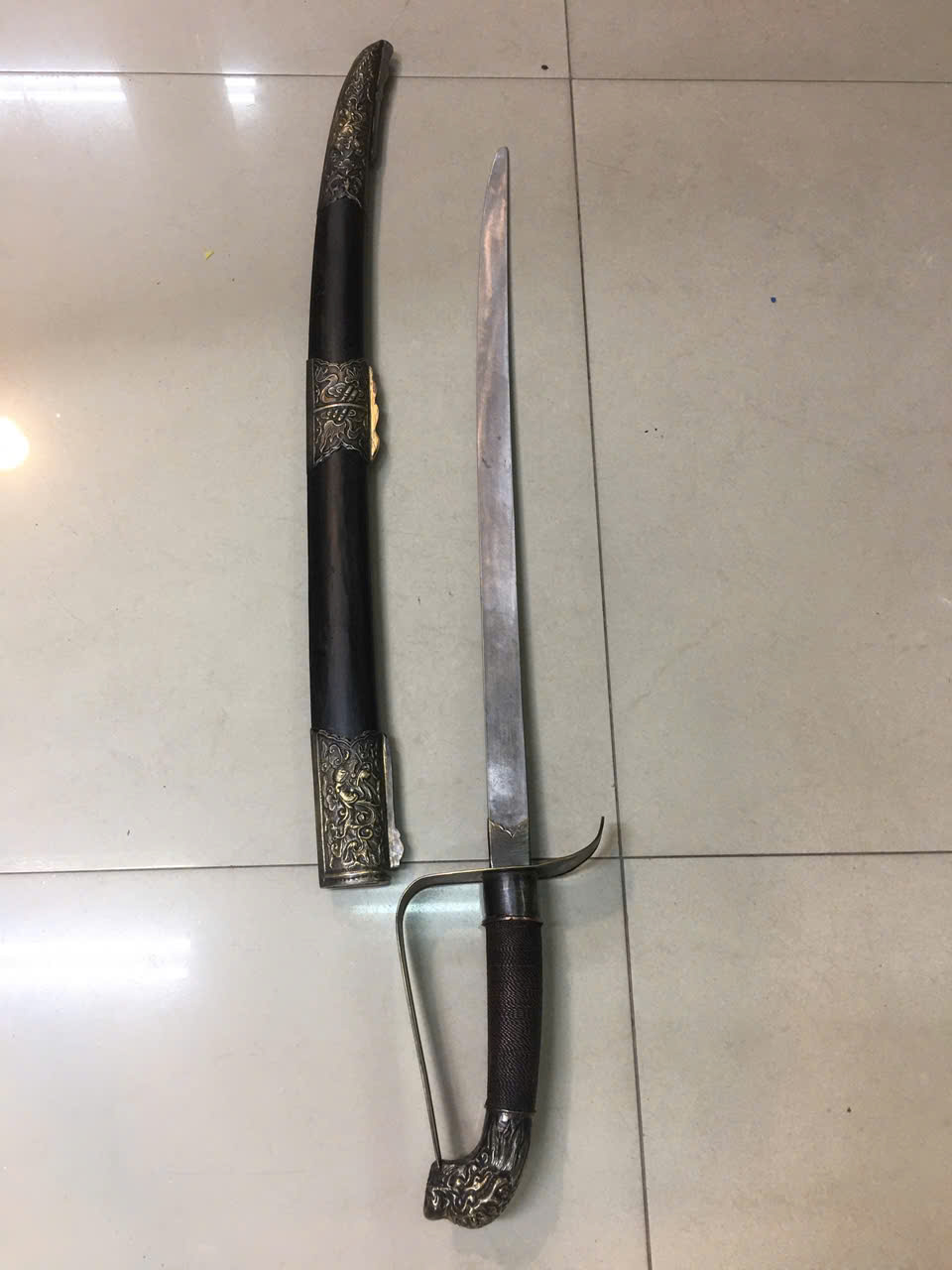 Kiếm thờ bằng đồng – Kiếm đồng phong thủy